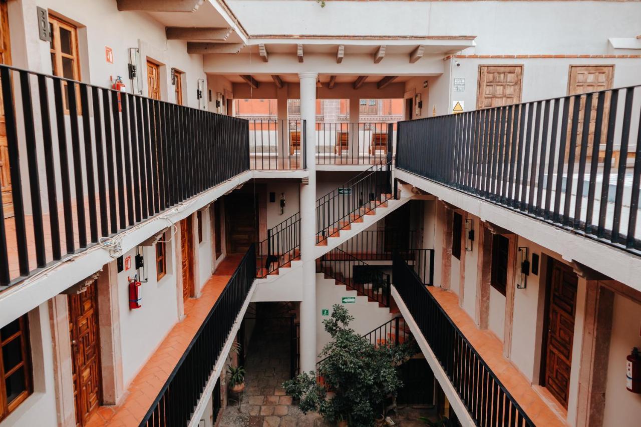 Mikaella Hotel Альенде Экстерьер фото