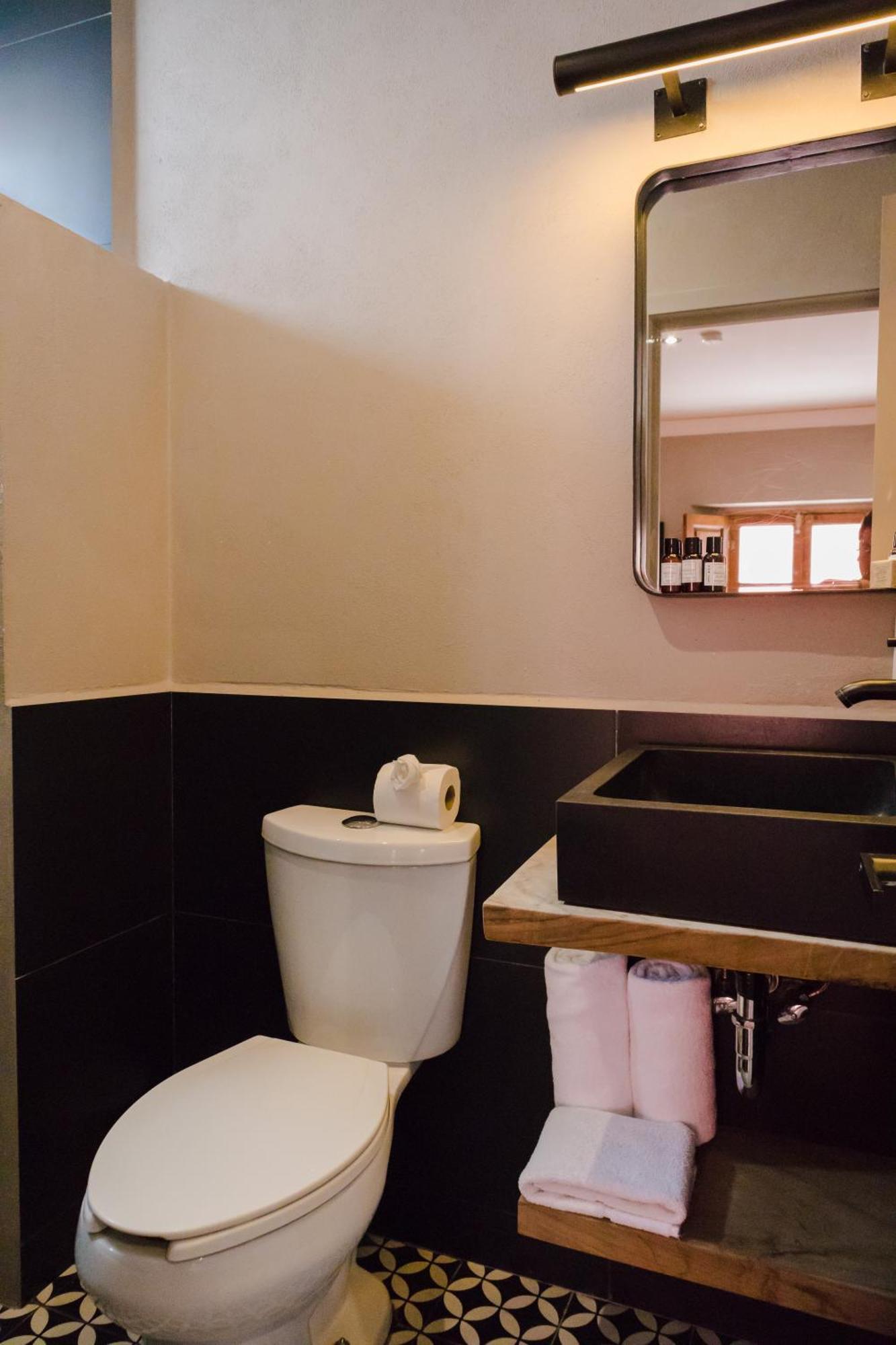 Mikaella Hotel Альенде Экстерьер фото