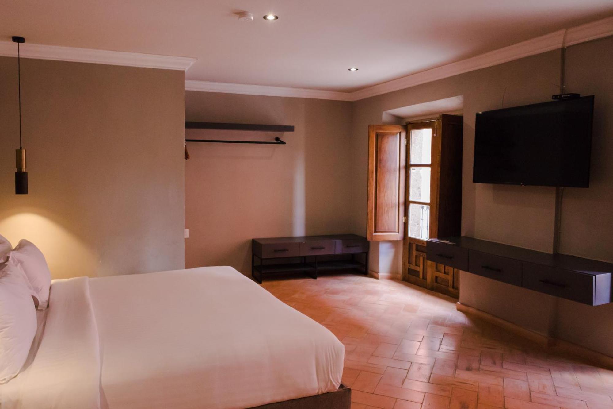 Mikaella Hotel Альенде Экстерьер фото