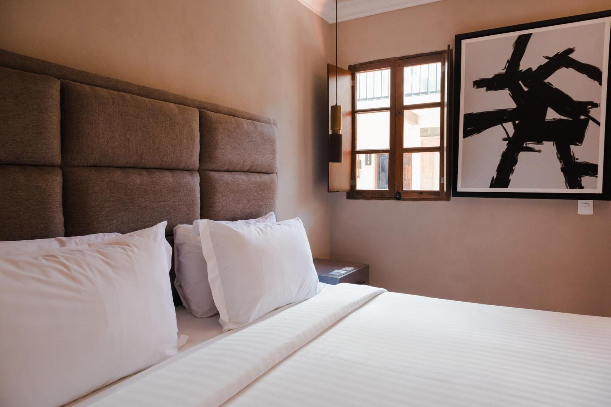 Mikaella Hotel Альенде Экстерьер фото