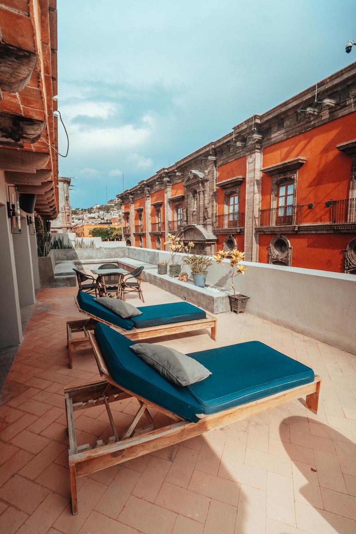 Mikaella Hotel Альенде Экстерьер фото